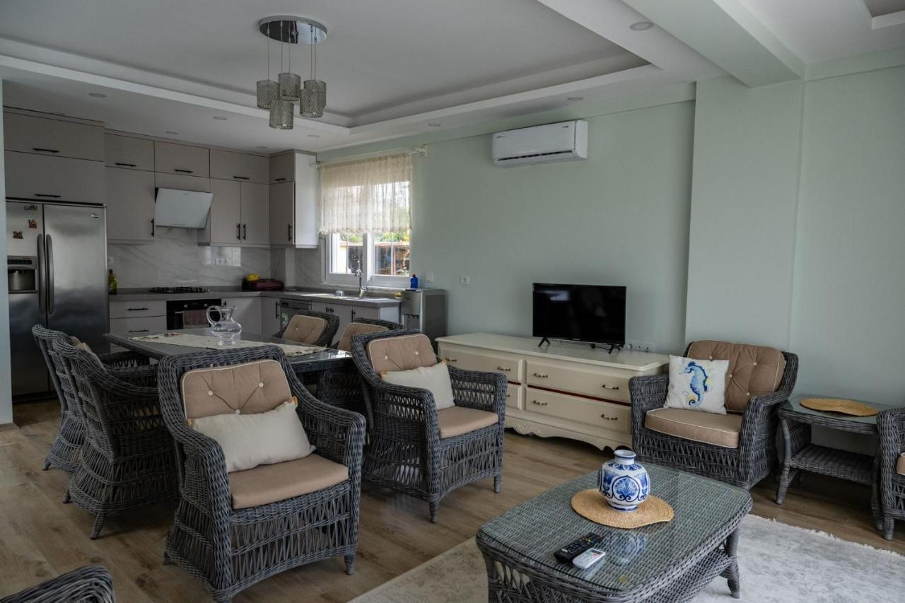 Amore Hotel Teki̇Rova Текирова Екстериор снимка
