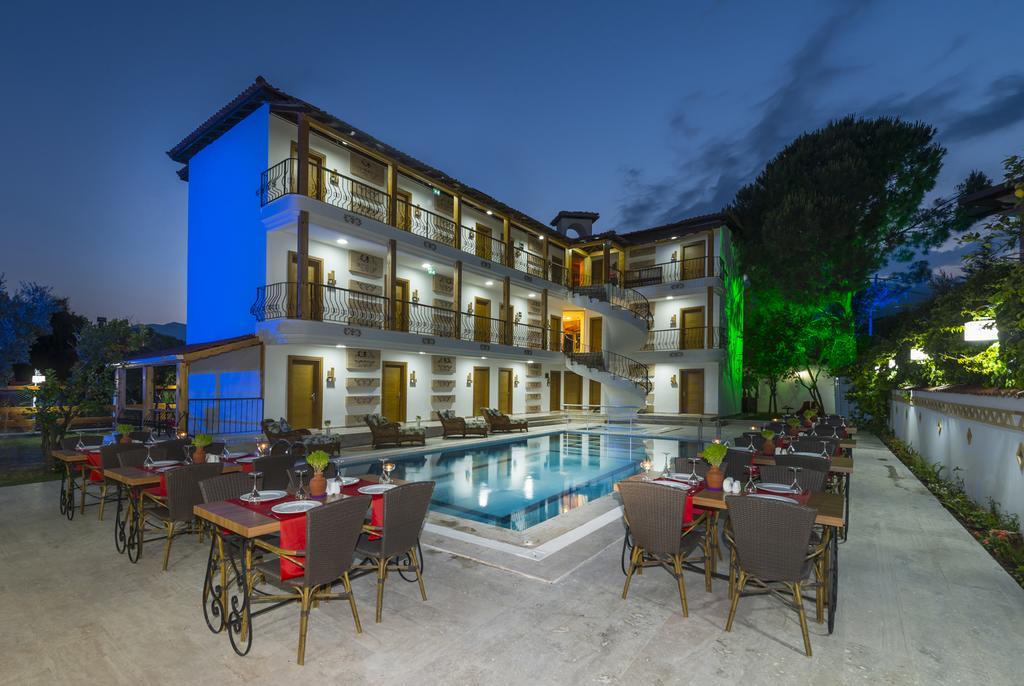 Amore Hotel Teki̇Rova Текирова Екстериор снимка