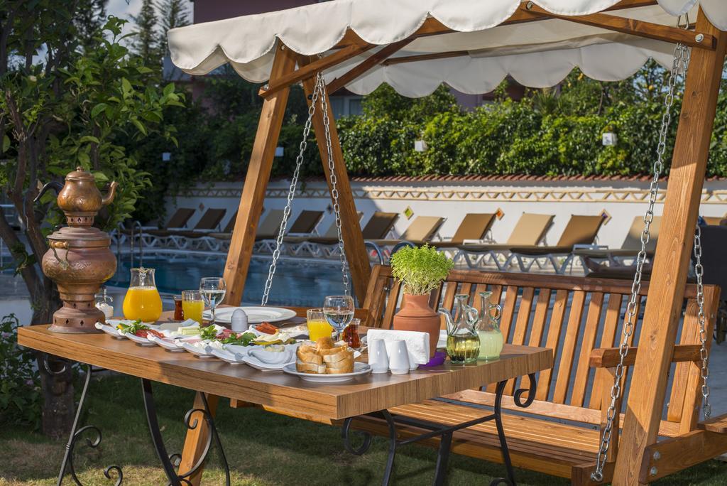 Amore Hotel Teki̇Rova Текирова Екстериор снимка