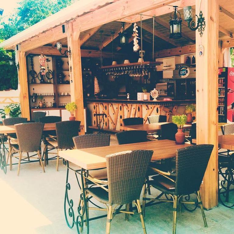 Amore Hotel Teki̇Rova Текирова Екстериор снимка
